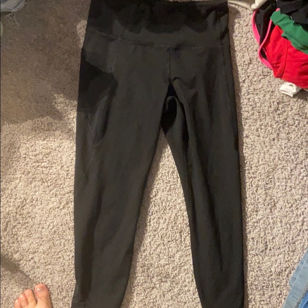 athletic leggings